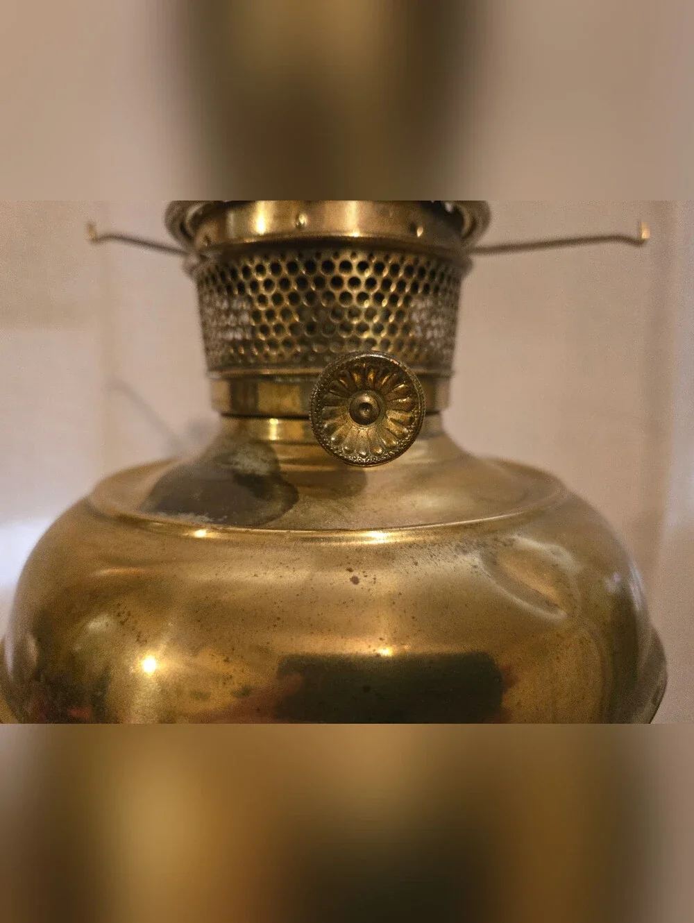 Antique Rayo Oil Lamp Brass Original Center Draft  Late 1800/ 1900s Kerosene